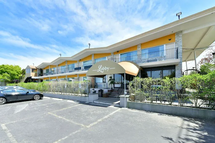 The Freeport Inn and Marina 4