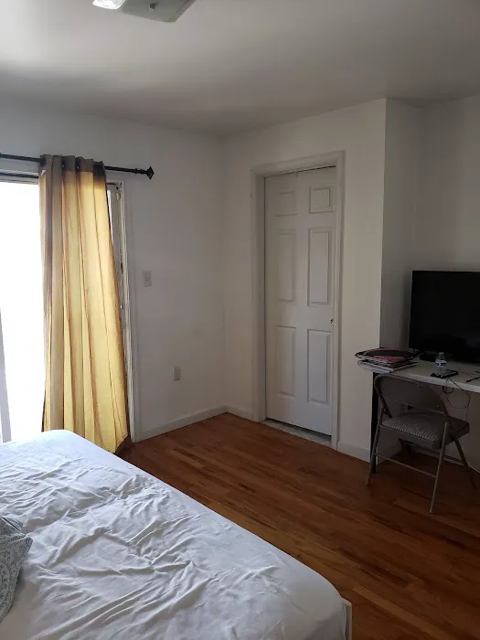 Mojoy Homesuites At Runyon 5