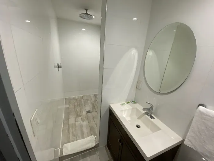 Ramsey Inn & Suites 4