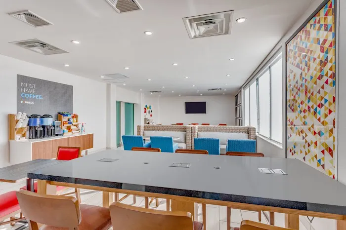 Holiday Inn Express Ramsey-Mahwah by IHG 4