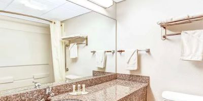 Super 8 by Wyndham Mahwah