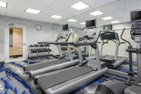 Fairfield Inn & Suites Mahwah 4