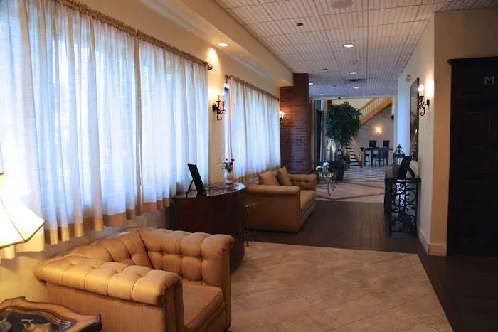 Best Western Plus Fairfield Executive Inn 4