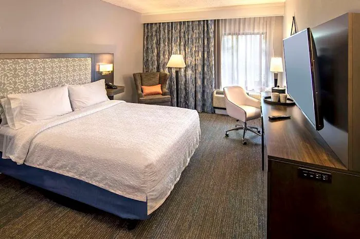 Hampton Inn & Suites Fairfield 4