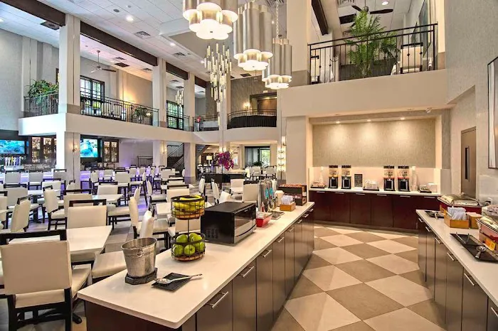 Hampton Inn & Suites Fairfield 4