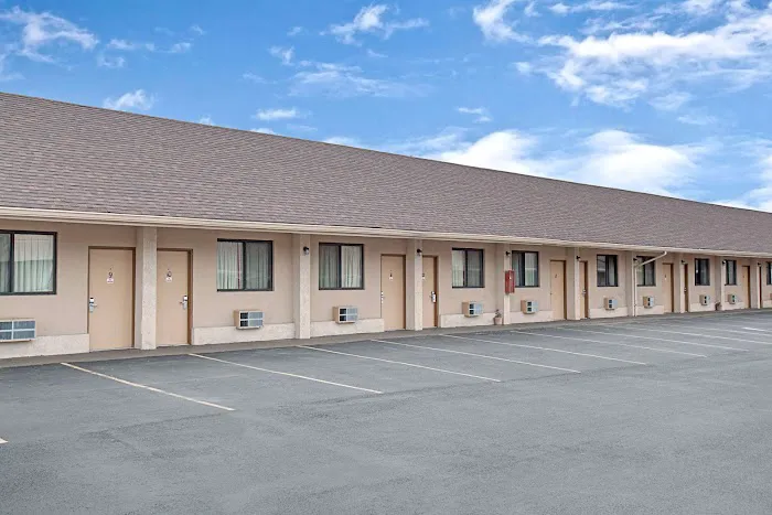 Sunset Motel 5