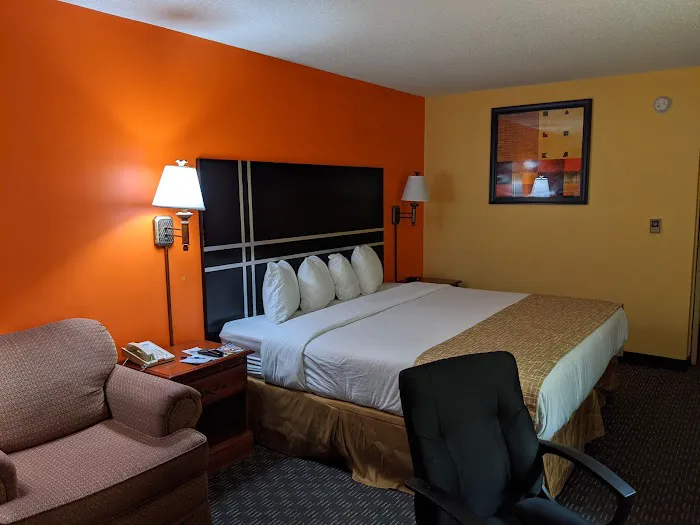 Travelodge by Wyndham Parsippany 5