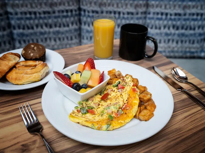 Crowne Plaza Suffern-Mahwah, an IHG Hotel 4