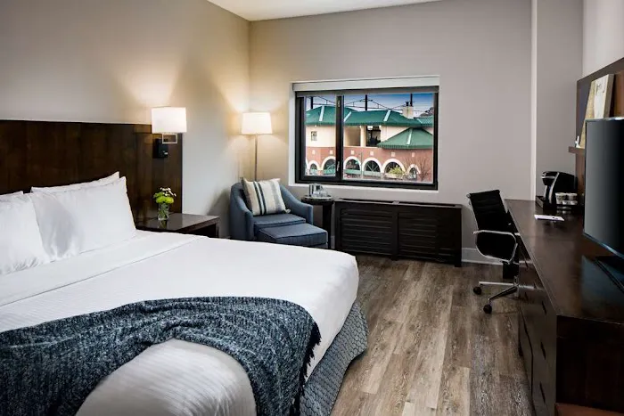 Watt Hotel Rahway, Tapestry Collection by Hilton 4