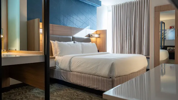 SpringHill Suites Woodbridge 5