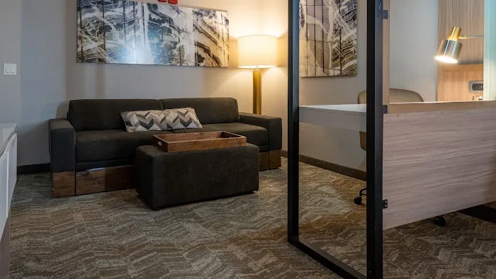 SpringHill Suites Woodbridge 5