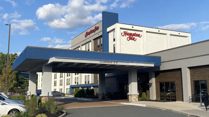 Hampton Inn Woodbridge 5