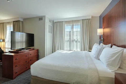 Residence Inn Woodbridge Edison/Raritan Center 5