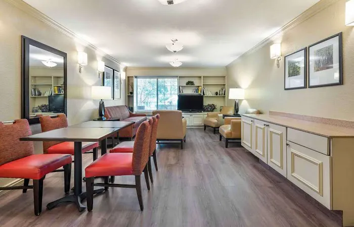 Extended Stay America - Newark - Woodbridge 5