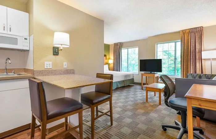 Extended Stay America - Newark - Woodbridge 5