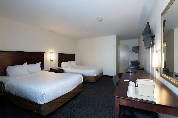 Knights Inn South Amboy 4