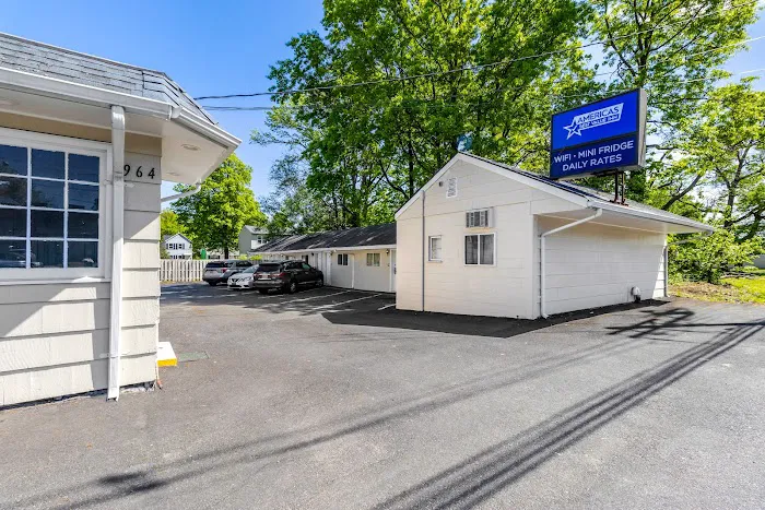 Americas Best Value Inn Avenel Woodbridge 5