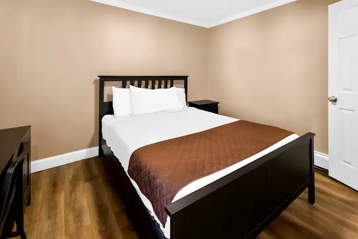 Americas Best Value Inn Avenel Woodbridge 5