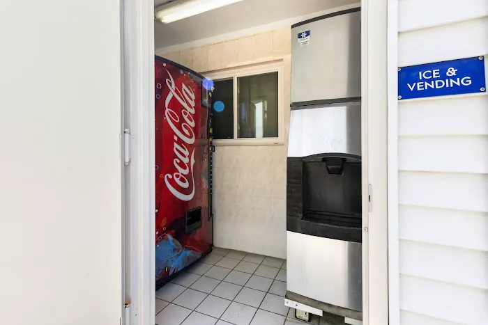 Americas Best Value Inn Avenel Woodbridge 5