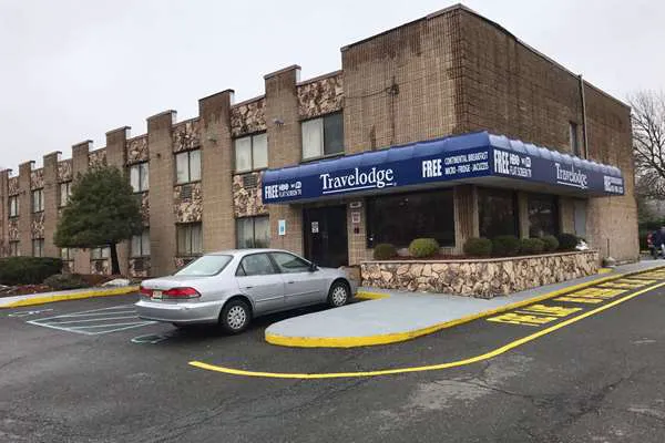 Travelodge by Wyndham Avenel Woodbridge 5