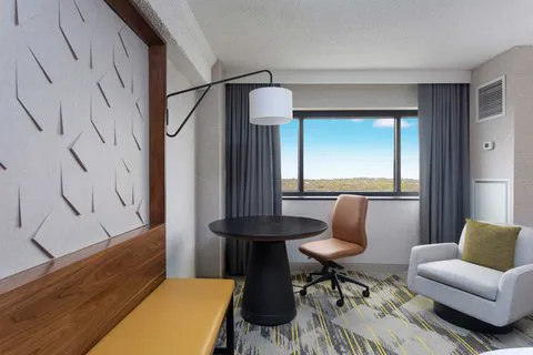 Sheraton Edison 4