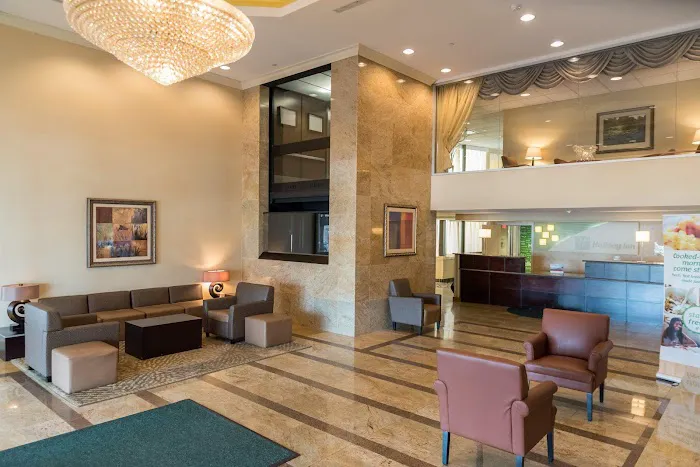 Holiday Inn Hazlet by IHG 4