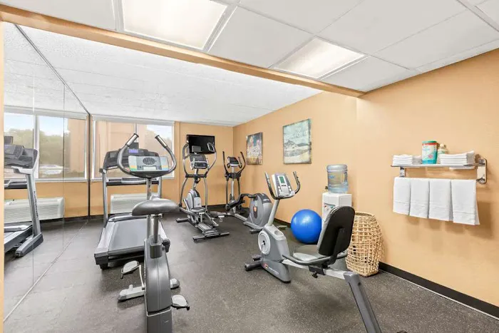Best Western Hazlet Inn 4