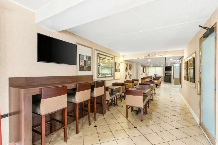 Best Western Hazlet Inn 4
