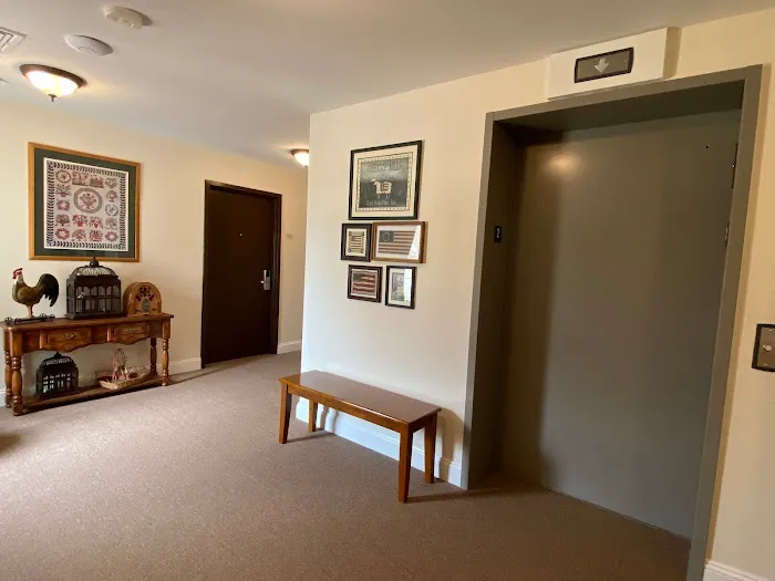 Country Inn of Hazlet 4