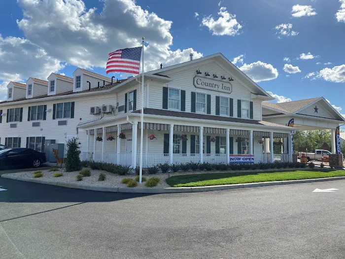 Country Inn of Hazlet 4