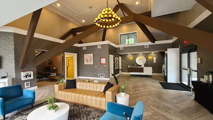 The Hub Middletown: A Best Western Signature Hotel 4