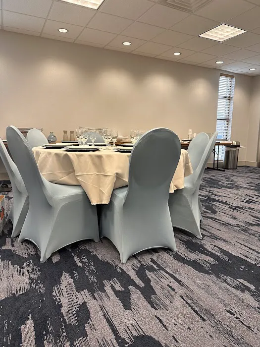 The Hub Middletown: A Best Western Signature Hotel 4