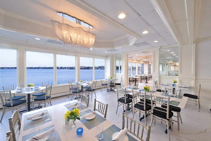 The Oyster Point Hotel 4