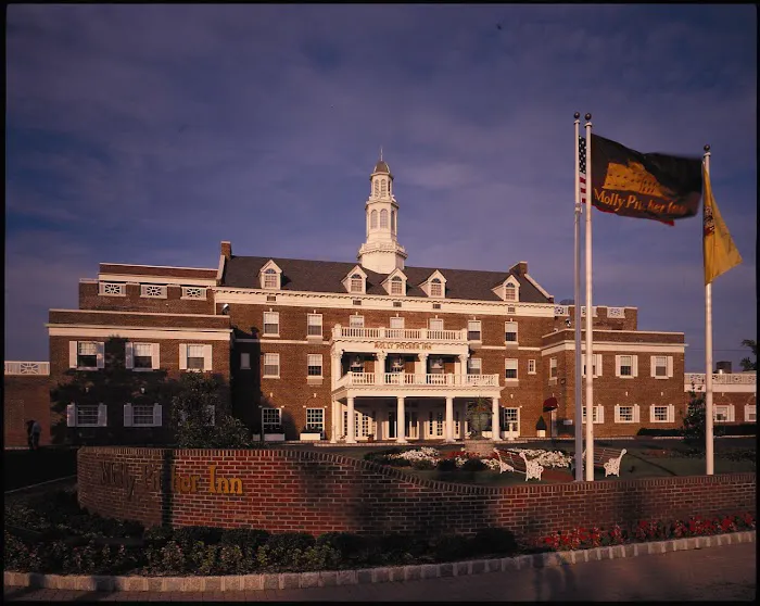 The Molly Pitcher Inn 4
