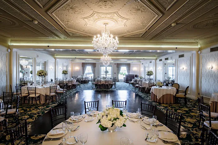 The Molly Pitcher Inn 4