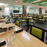 Holiday Inn Clark - Newark Area by IHG ico