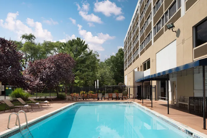 Holiday Inn Clark - Newark Area by IHG 4