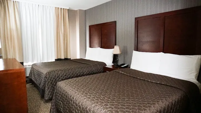 Hollis Hotel 4