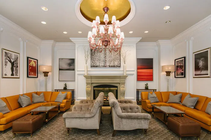 The Garden City Hotel 4