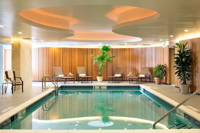 The Garden City Hotel 4