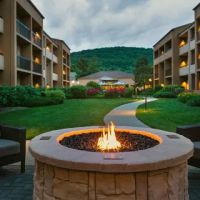 Courtyard Mahwah ico