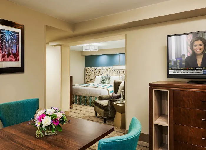 The Kenilworth Hotel - Newark Airport West 4