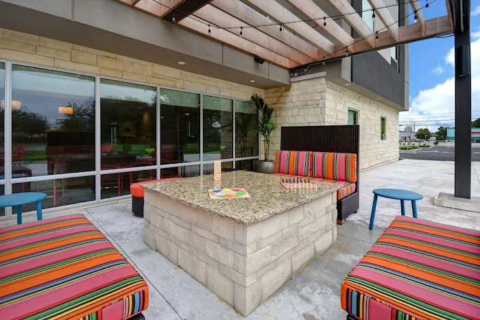 Home2 Suites by Hilton East Hanover 4