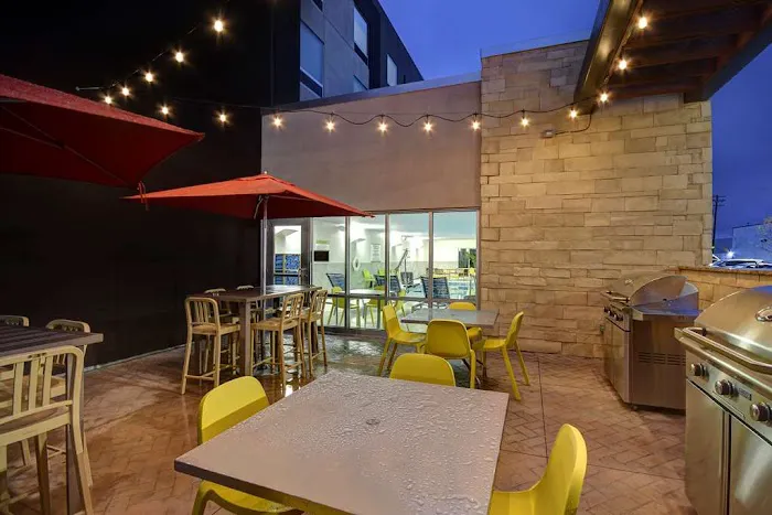 Home2 Suites by Hilton East Hanover 4