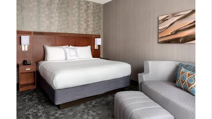 Sonesta Select Whippany Hanover 5