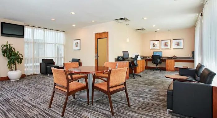 Embassy Suites by Hilton Parsippany 5