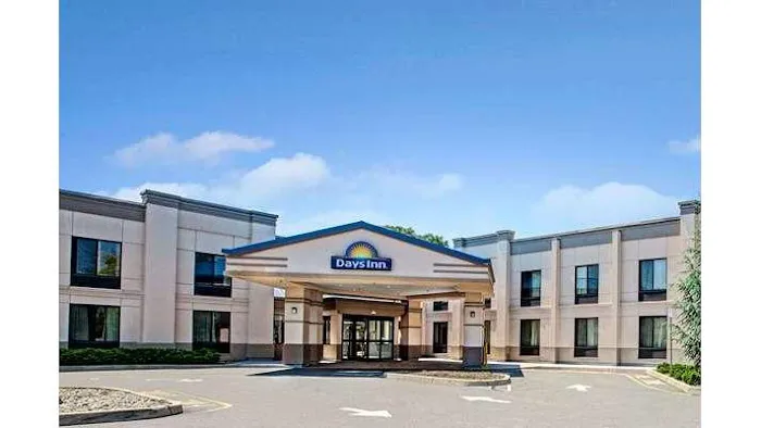Days Inn by Wyndham Parsippany 5