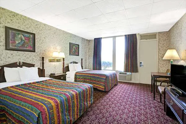 Days Inn by Wyndham Parsippany 5