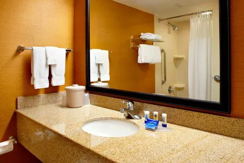Fairfield Inn & Suites Parsippany 5