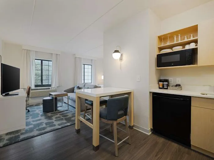 Homewood Suites by Hilton Parsippany-Troy Hills 5